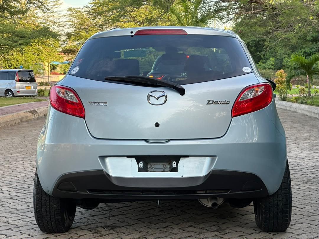 MAZDA DEMIO thumbnail 2